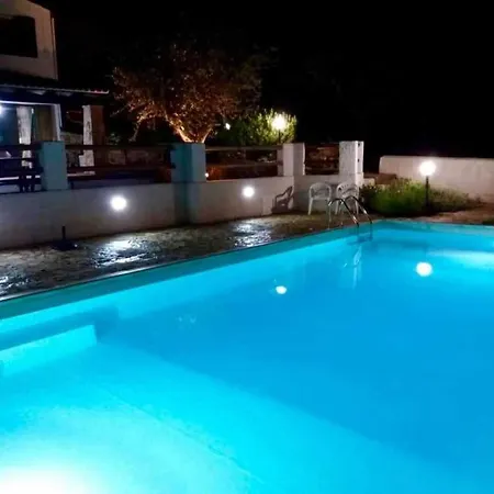 Melissa Per 6 Persone Con Piscina E Giardino فيلة ألغيرو