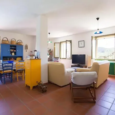 Melissa Per 6 Persone Con Piscina E Giardino Villa