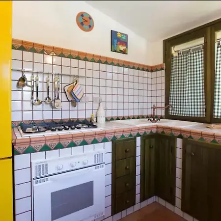 וילה Melissa Per 6 Persone Con Piscina E Giardino *